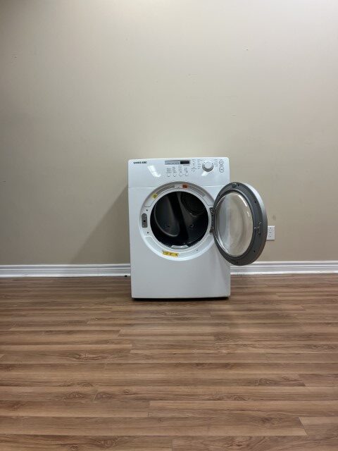 USED SAMSUNG DRYER INSIDE VIEW