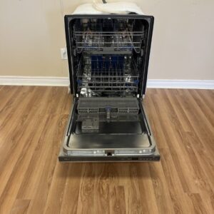 USED WHIRLPOOL DISHWASHER INSIDE VIEW