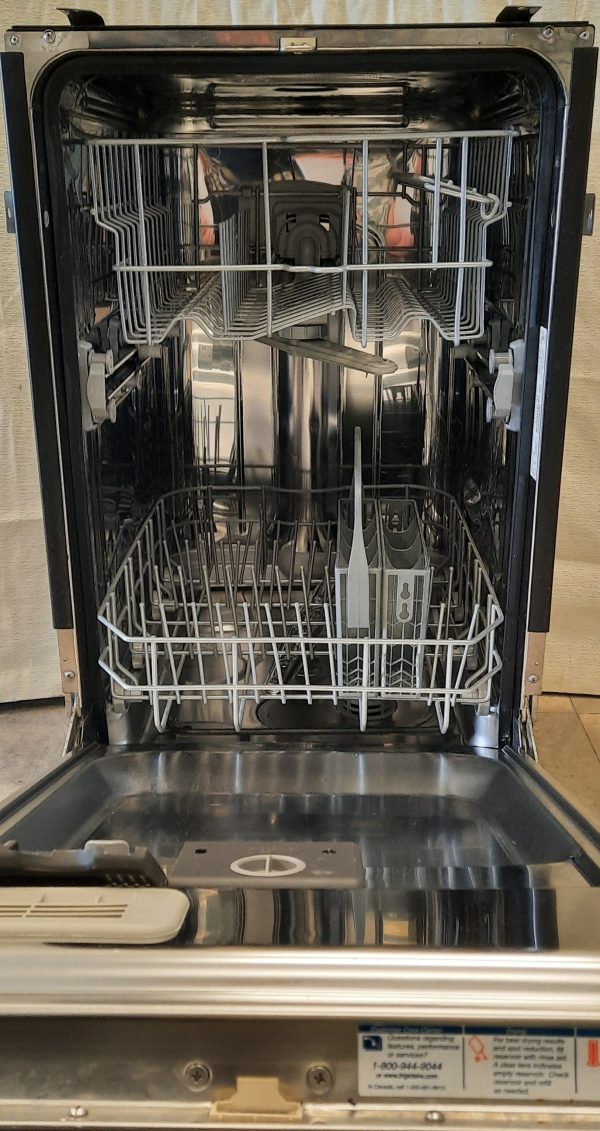 USED Dishwasher FRIGIDAIRE FFBD1821MS0A